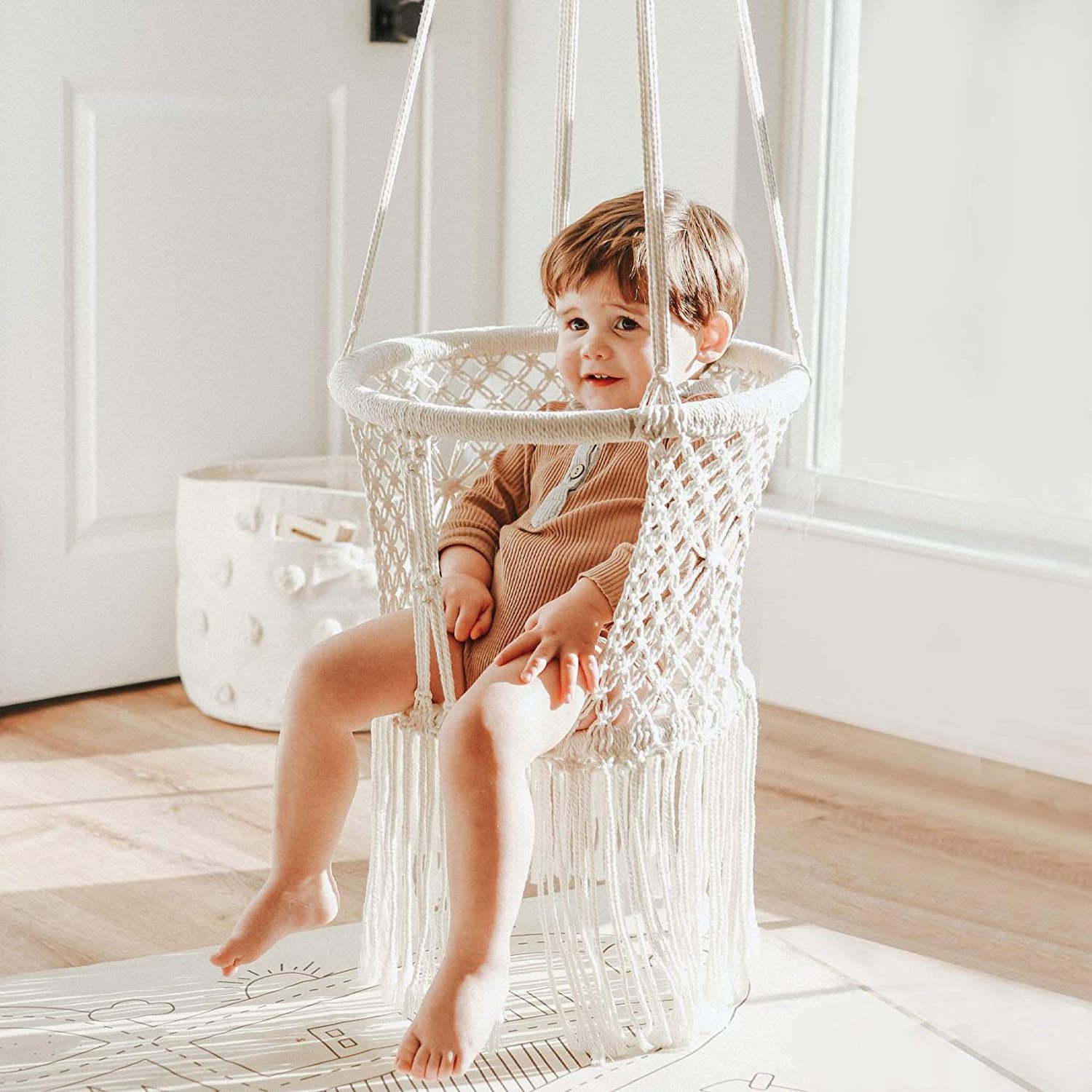 High Quality Boho Gift Indoor Outdoor Hand Woven Cotton Macrame Chair Hammock Baby Swing