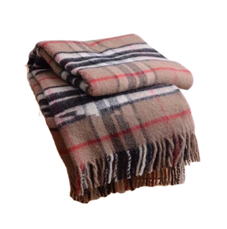 low price Manufactory direct High Quality 100% organic wool plaid blanket throw for home use, gift