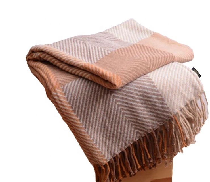 China factory supplied top quality alpaca wool blanket frazada sequin blanket throw for home, gifts