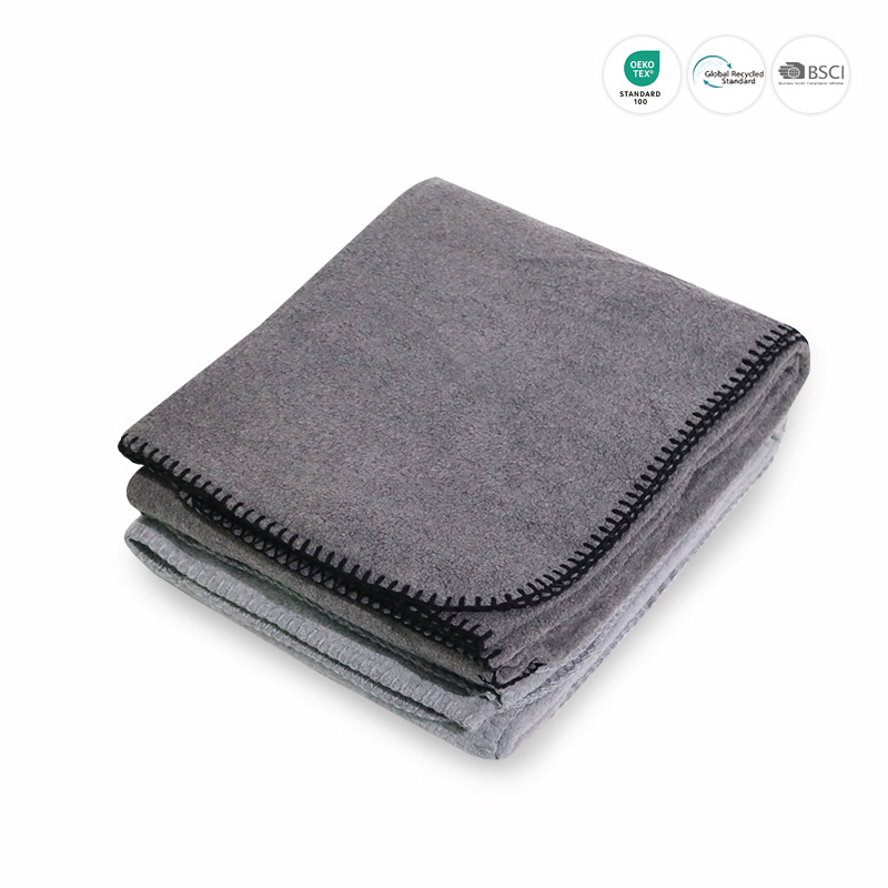 Super Soft 100% Polyester Fleece Blanket for Adults Solid Striped Knitted Extra Thick Factory Made for Airline Promotions