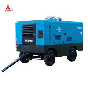 Mobile screw type air compressor for mining sand blasting in Kenya