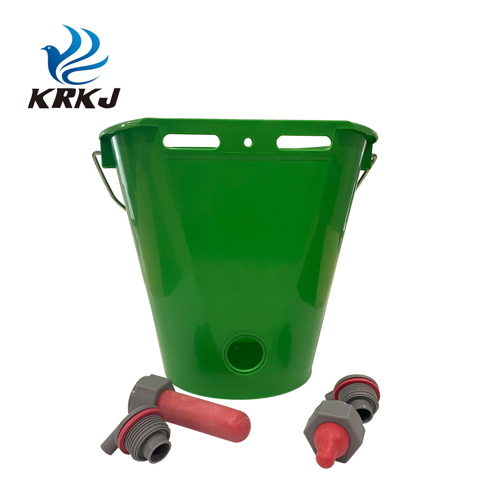 KD960 farming lamb calf cattle 8L plastic feeding milk bucket feeders with nipples