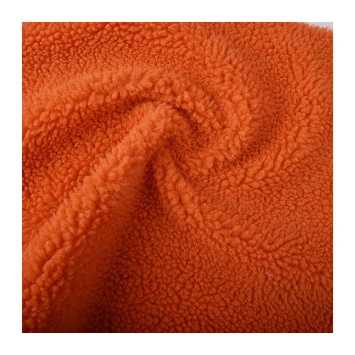 Hot spot sales 100% polyester solid knitted Breathable Lamb wool fabric for Clothing home textiles