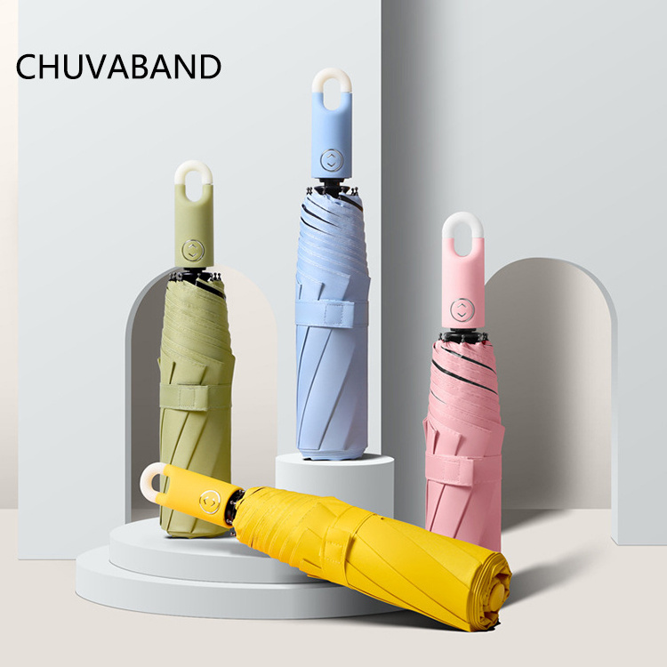 CHUVABAND 21 Inch 8 Ribs New Product Easy Carry Unique Folding Umbrella With Hook Loop Lock Handle