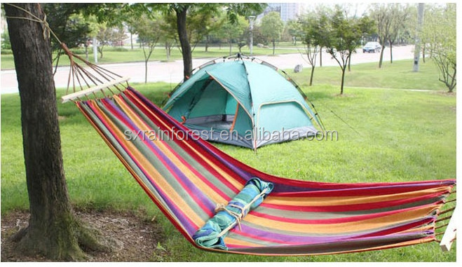 Portable Folding Cotton Polyester Hammock With Wood Bar and Pillow