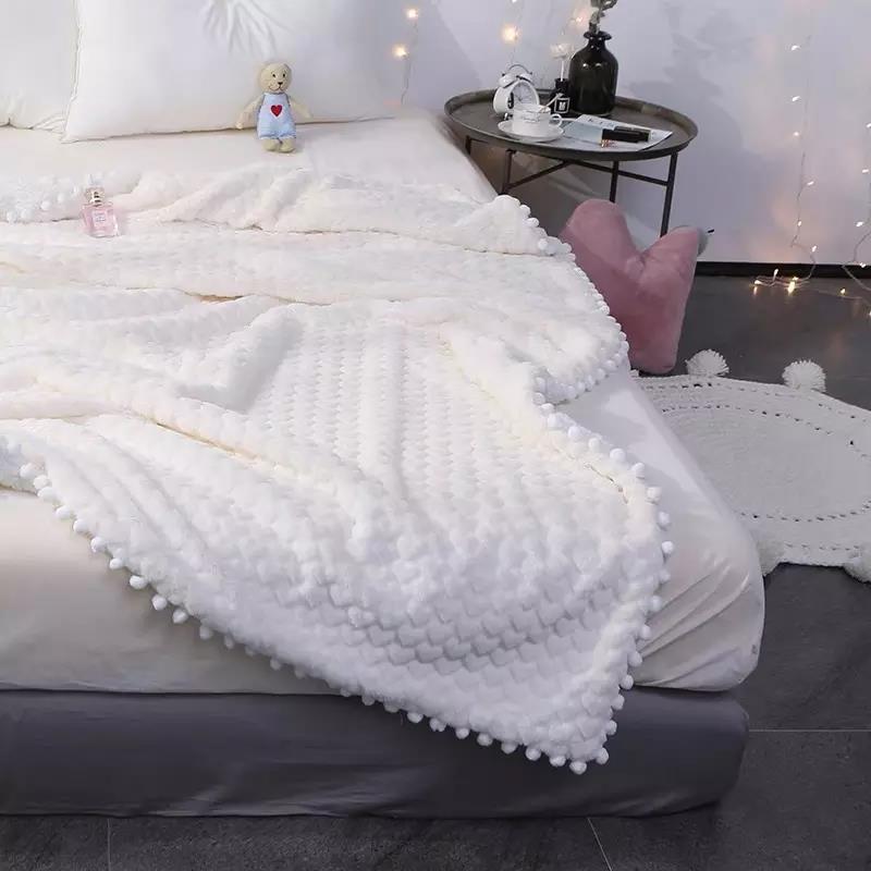 Hot Selling 100% polyester blanket Wholesale Heavy Double Flannel Nap Blanket