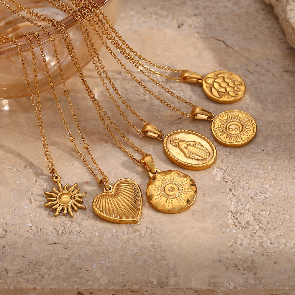 2023 Waterproof 18K Gold Plated Jewelry Gold Sun Pendant Stainless Steel God Heart Turtle Coin Necklace Pendant for Women