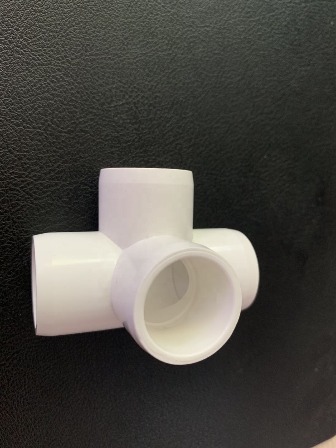 2021 wholesale 4 Way Tee Cross  pvc elbow pipe fittings 4 way pipe connector