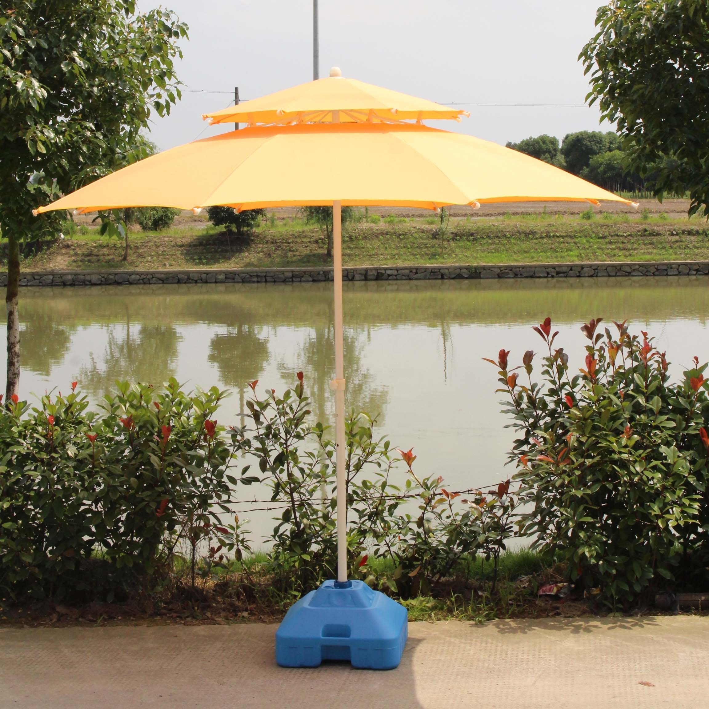 2023 Customized Design Logo Outdoor Giant Parasol Printed Polyester Outdoor Swimming Pool Garden Umbrella