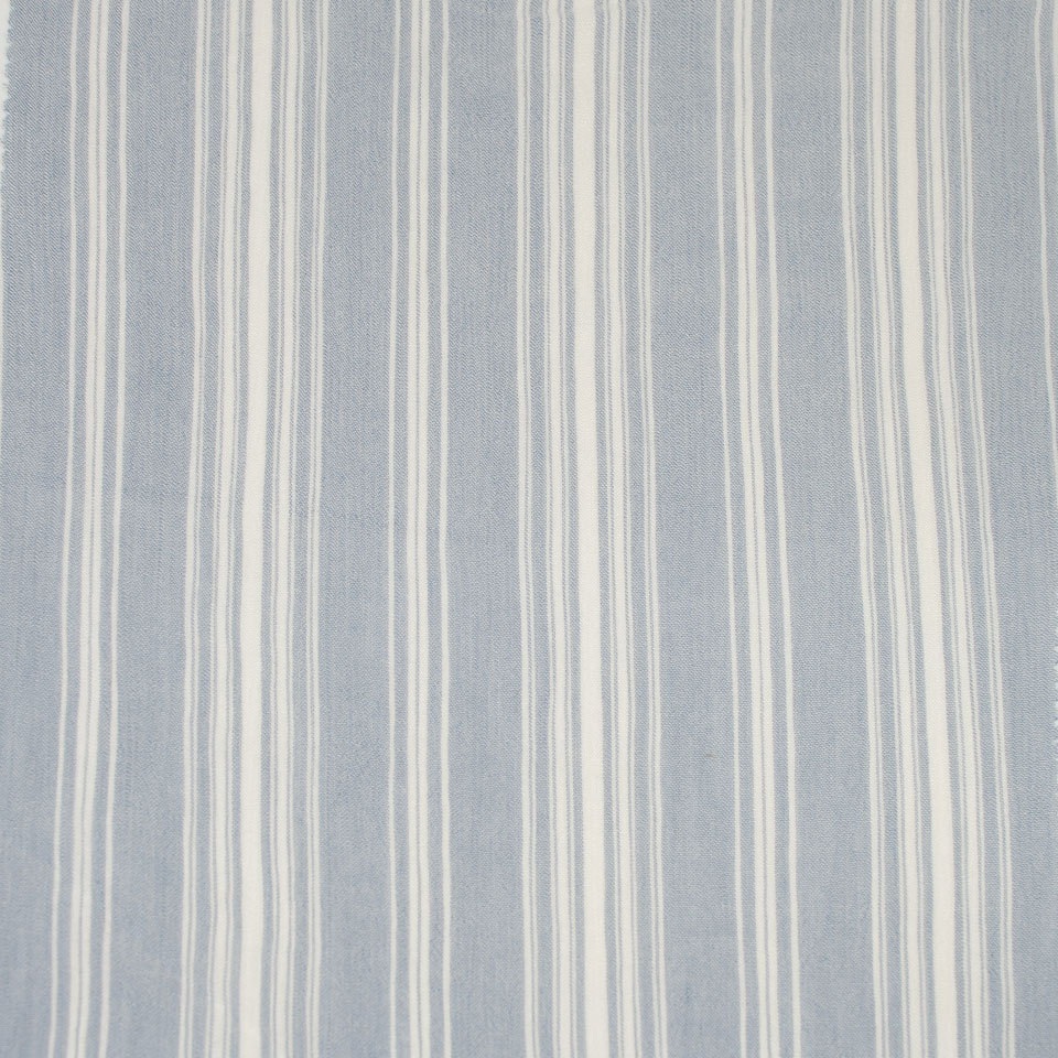 Guaranteed quality women fashion spun challis 125gsm crepe yarn dyed stripe 100 viscose woven rayon fabrics