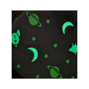 Super Quality Soft 250gsm Nap Star Planet Boy Girl Luminous Blanket Flannel Throw Blanket Glow in the Dark Customized Designs