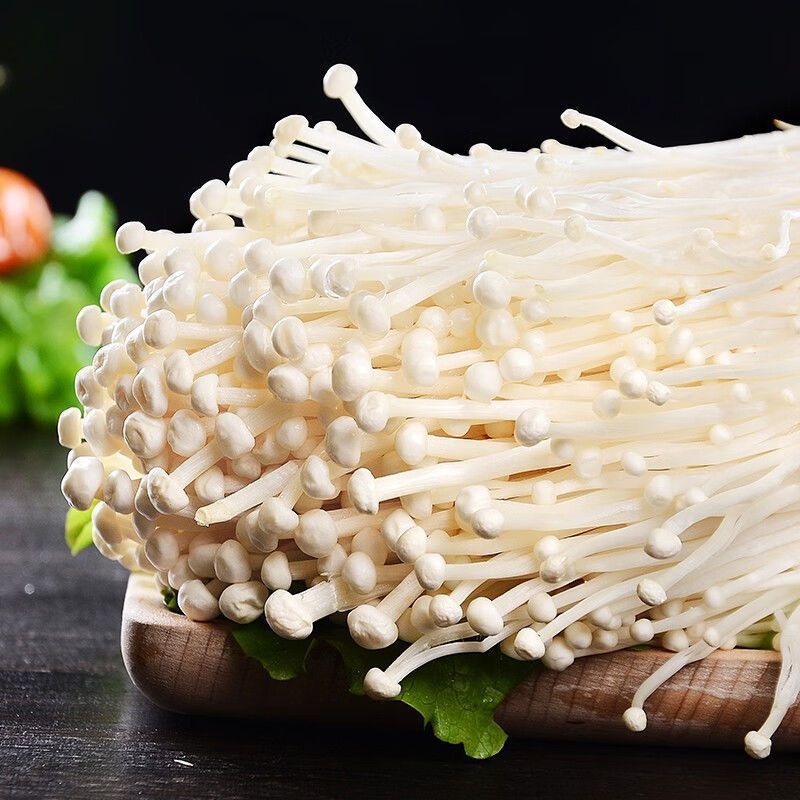 China Delicious 100g 150g 200g  Golden Needle Fresh White Enoki Mushroom