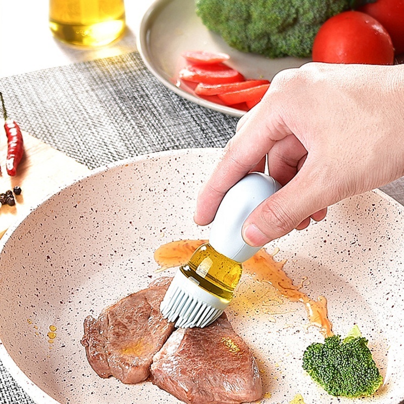 Unique design empty oil bottle kitchen 180ml olive oil bottle Silicone Brush sesame oil bottles