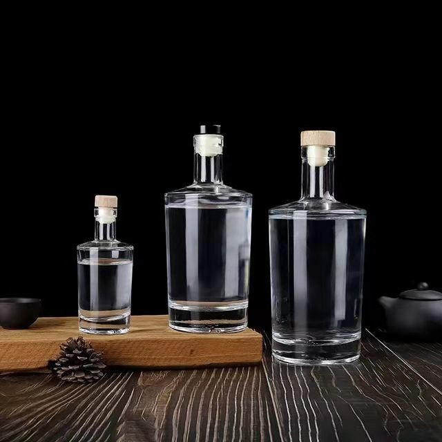 100 ML 380ML 500ML 750ML Clear Round Shape Super Flint Glass Bottle for Gin Rum Vodka Whiskey Brandy with Cork