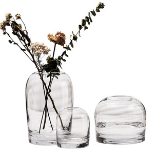 Wholesale small clear  bud vases for home decor flowers hand clear  glass vase centerpieces for wedding party