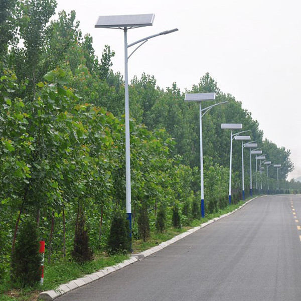 high brightness 12h lighting 30w led street luminaire with 60w solar panel and battery with pole lighting system