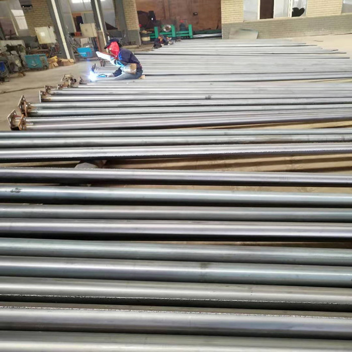 Manufactures 5m 8m 12m Q535 galvanized metal pole for lighting/ornamental lighting pole