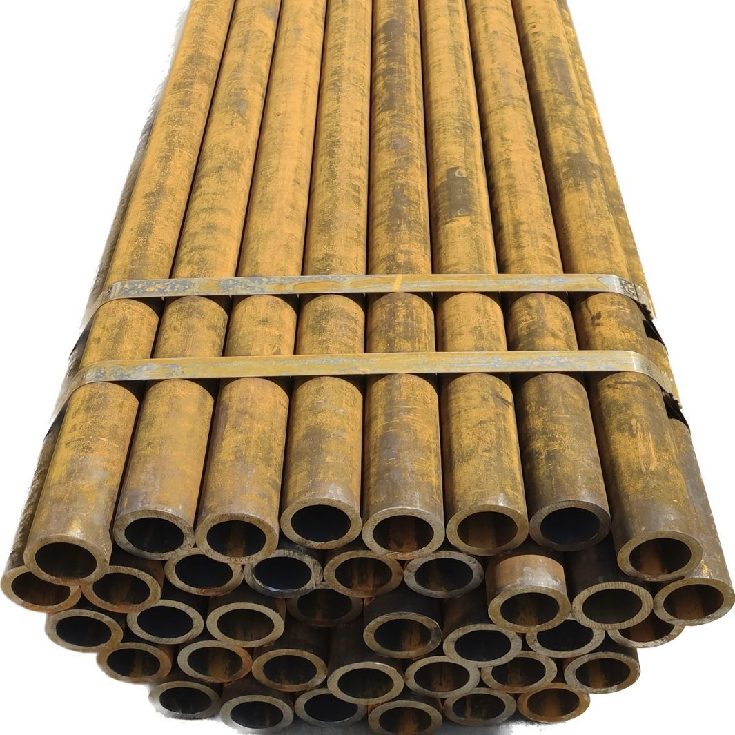 Seamless Tube ASTM A106 GR.B A36 A53 A192 Q235 Q235B API 5L   Carbon Steel Pipe Sch40 Sch80 in Factory