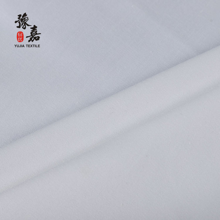 High quality woven TC 65/35 twill cotton polyester plain white bleached fabric for shirting dress