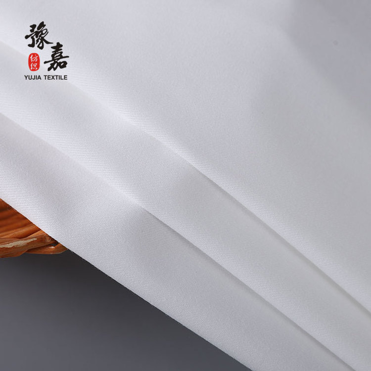 High quality woven TC 65/35 twill cotton polyester plain white bleached fabric for shirting dress