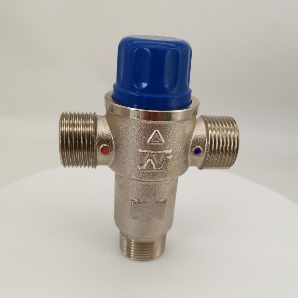 Thermostatic water heater diverter valve