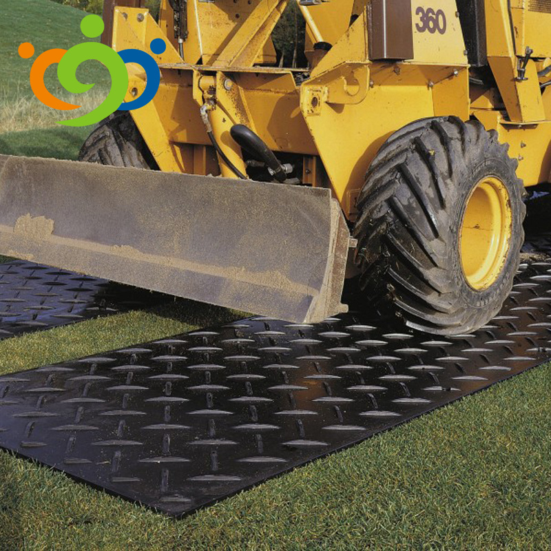 Portable swamp pe construction road mats non-slip traction surface bog mats plastic 4x8 ground protection mats