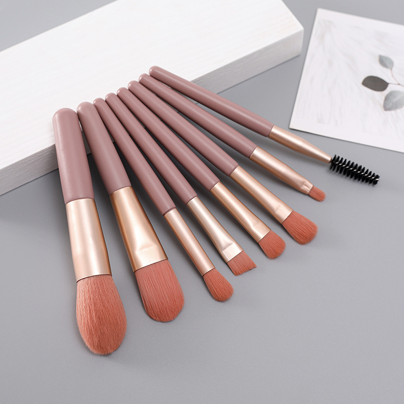 Mini 8 makeup brushes set portable travel kit soft hair eye shadow brush powder foundation brush beauty tools manufacturer