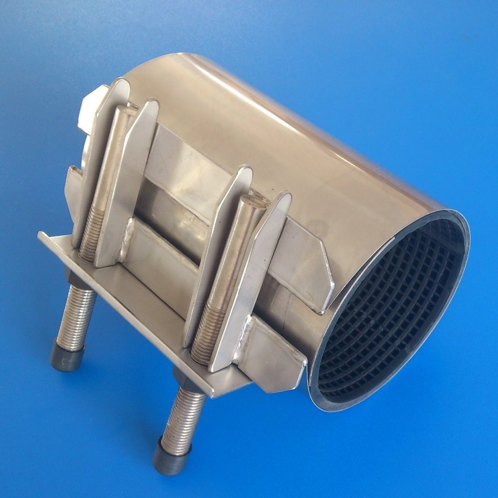 Stainless Steel Pipe Connect Repair Clamp For CI DI Steel PE And PVC Pipe