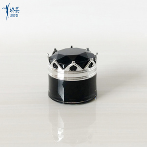 King Crown Shaped Small Empty Cream Cosmetic Jar 5g 10g Black Acrylic Cosmetic Container Cosmetic Packing Round Screw Stamping