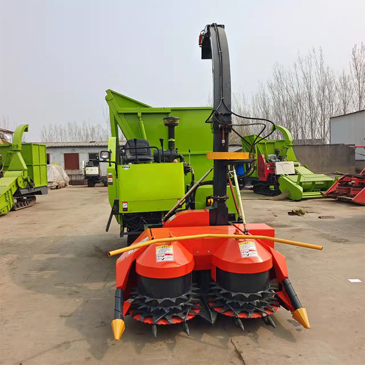 Multi Functional Mini Corn Harvester Machine Corn Silage Combine Forage Harvester Machine in Usa