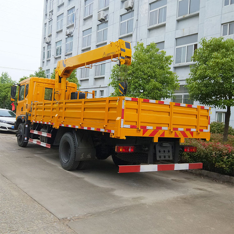 Popular telescopic 4 ton small trailer truck mounted crane with basket for sale