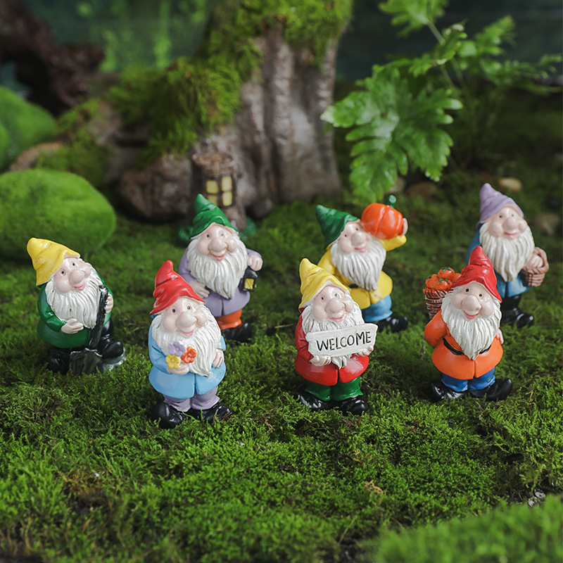 SYLVAN OEM Moss microlandscape decorations Garden dwarfts decorate cross border resin crafts Christmas Gnomes Elves ornaments