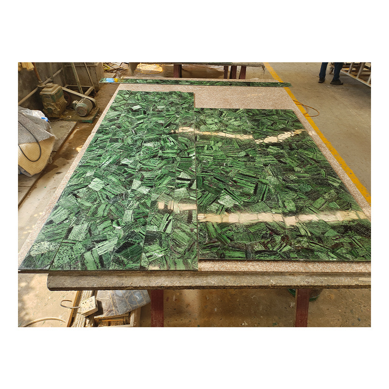 Factory Price Green Luxury Marble Polished Emerald Jasper Semi Precious Stone Slabs