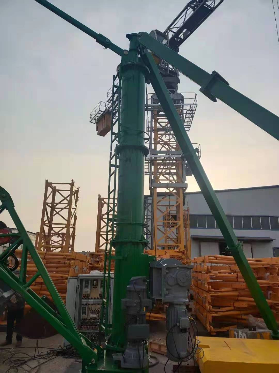 Derrick Crane TCD1830 4 Ton SYM Provided Tower Crane Price Machine 12 Ton for Sale China Brand Tower Crane CE ISO