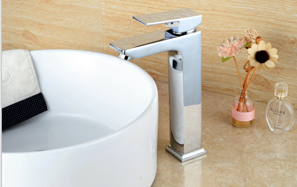 high quality bathroom brass body single handle cold and hot water faucet wash basin tap waterfall mixer tap washing tap