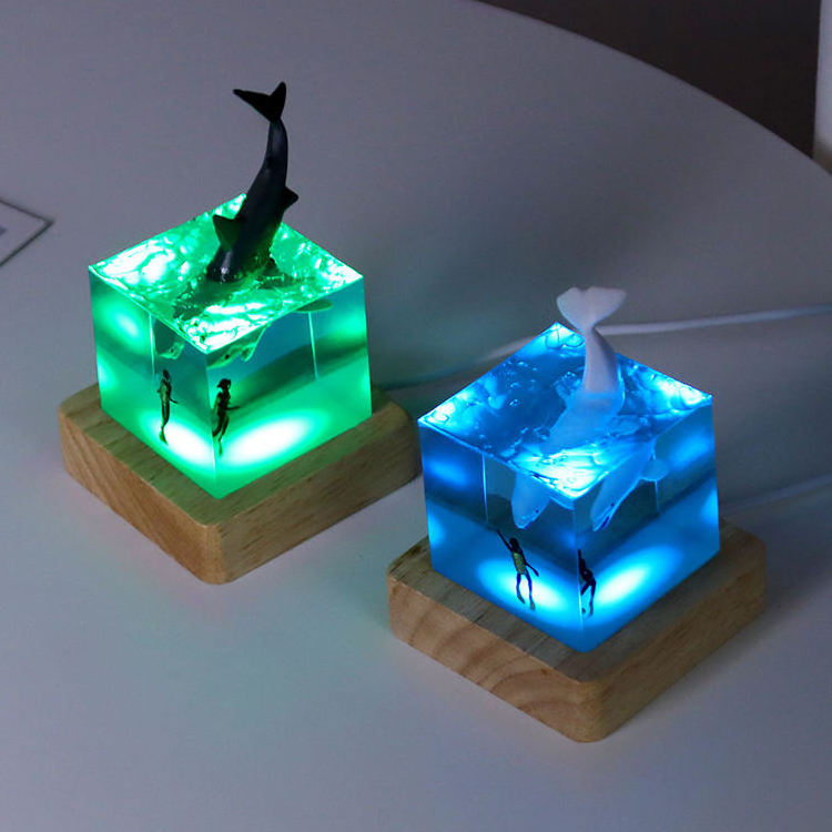 New Unique Design Epoxy Resin Diver Whale Shark Lamp Home Decor LED 3D Night Light Handmade Craft Gifts