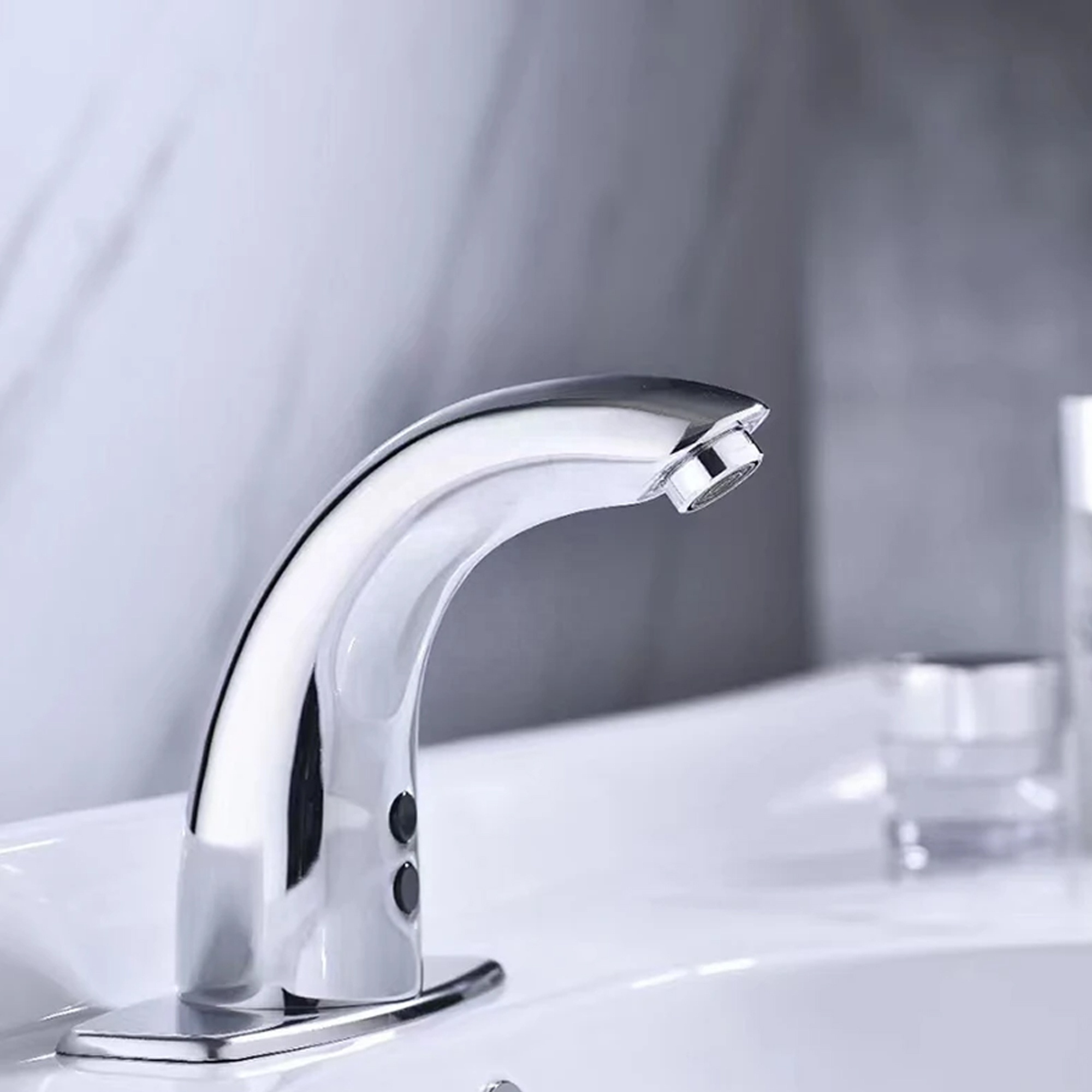 Commercial Prevents Infection Decks Are Fitted With Smart Automatic Closing Motion Sensor Faucets