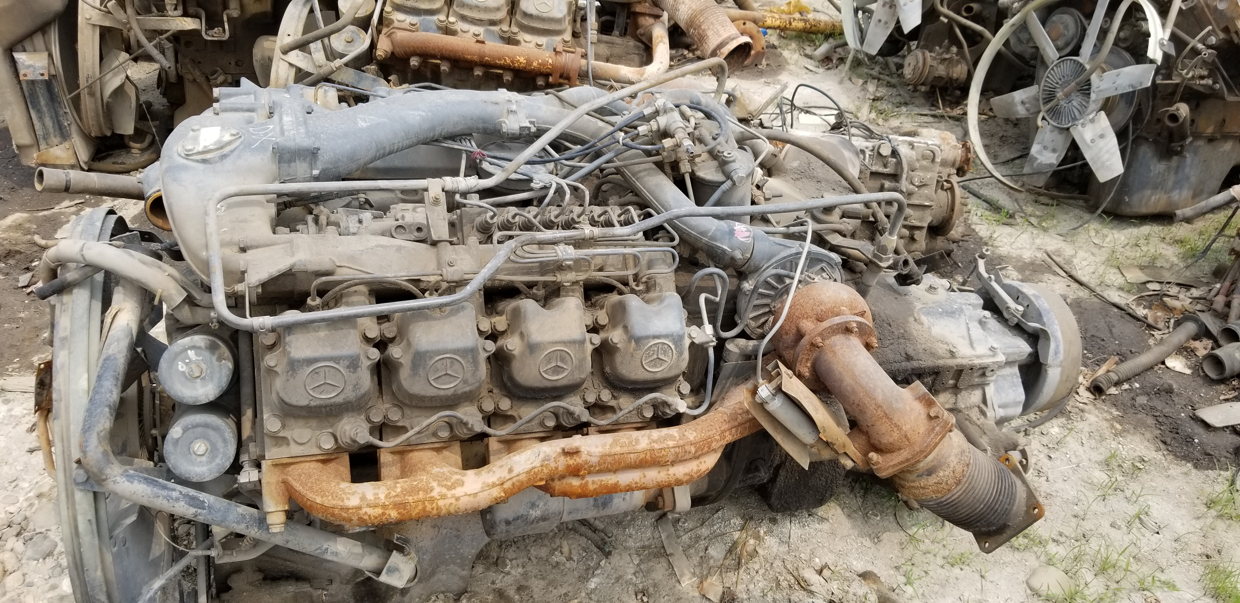 Low price ORIGINAL GERMANY BEZ OM442 OM442A OM442LA USED Engine With Good Condition For Sale