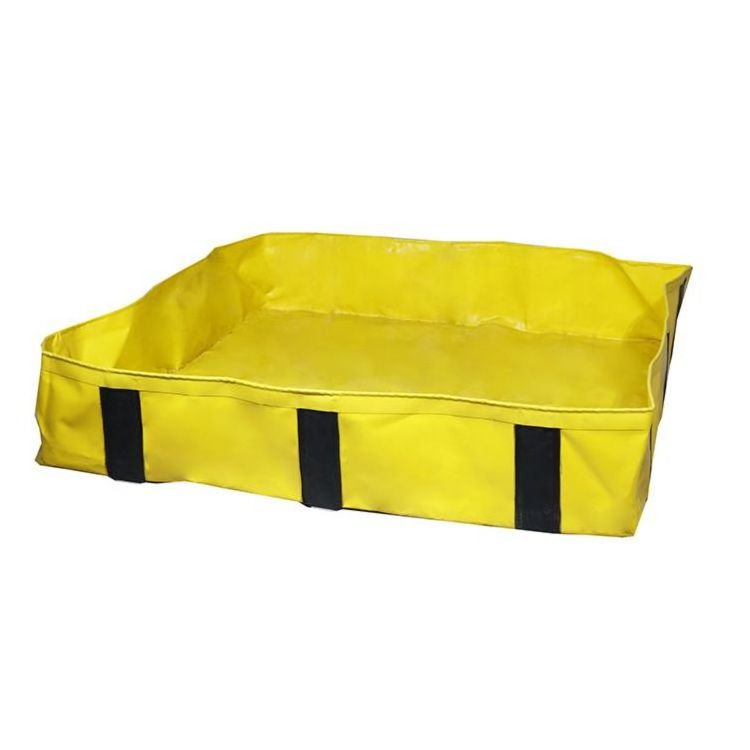 Portable Spill Containment Berm Supporting Leak-Proof Dike