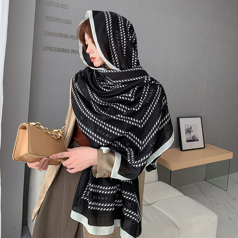 Wholesale 2024 Custom Woman Cotton Hijab Scarf Linen Shawls Printed Letter Cotton Scarves for Women Viscose Scarves