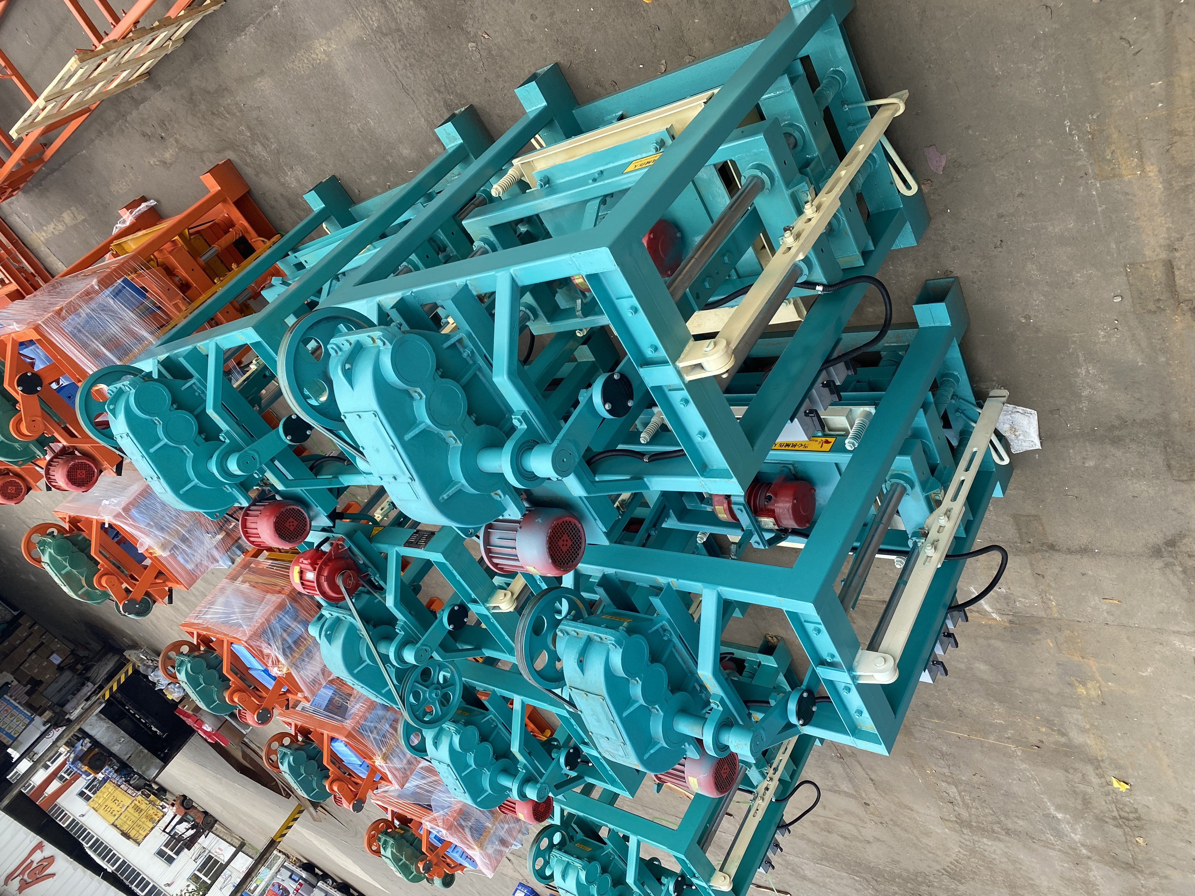 best selling QTJ4-40 concrete block machine shengya block machine interlocking brick mold