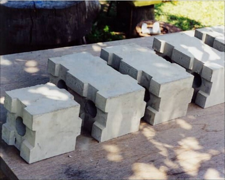 Manual Lightweight Bricks  Blocks Molds  Mould CLC & Foam Concrete Price