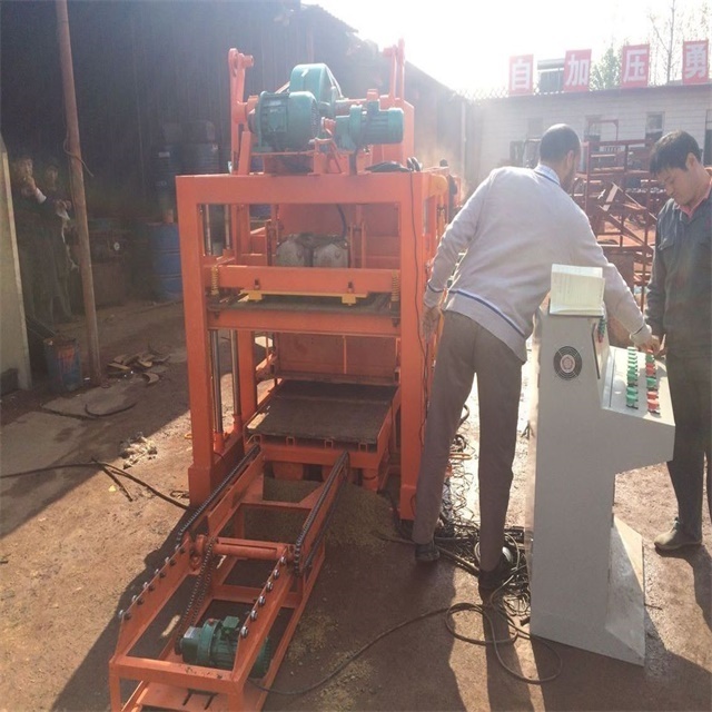 Shengya Factory price Auto Concrete Interlocking brick machine QTJ4-25 cement block making machine Price Maquina Bloquera