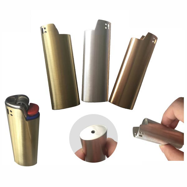 Best Smoking Accessories Easy To Carry metal lighter holder case J6 lighter cover gold metal sleeve Custom Logo