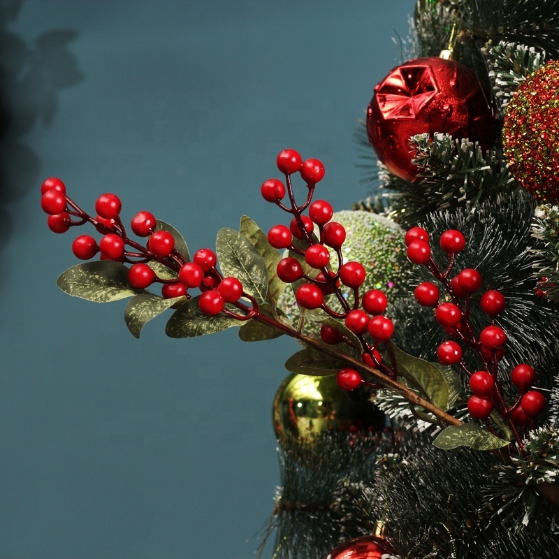 Yiwu Shuangyuan Wholesale Original Design Red Berry Christmas Tree Decorative Branches