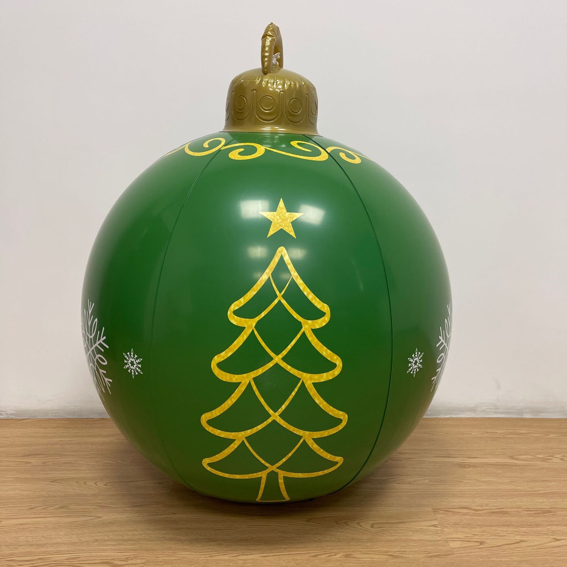 The new inflatable Christmas Ball Christmas decorations outdoor festive venue layout LED light ball