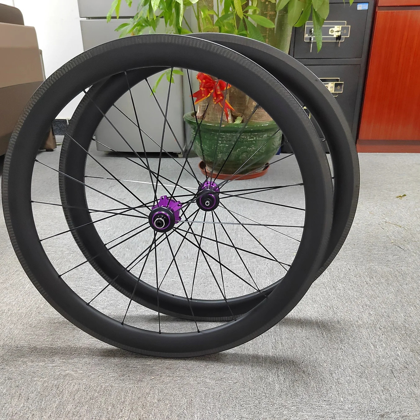 Manufacturer T800 Carbon Wheelset 700C Road Rims Brakes 50mm Racing Bike Carbon Tubeless Wheel With OEM