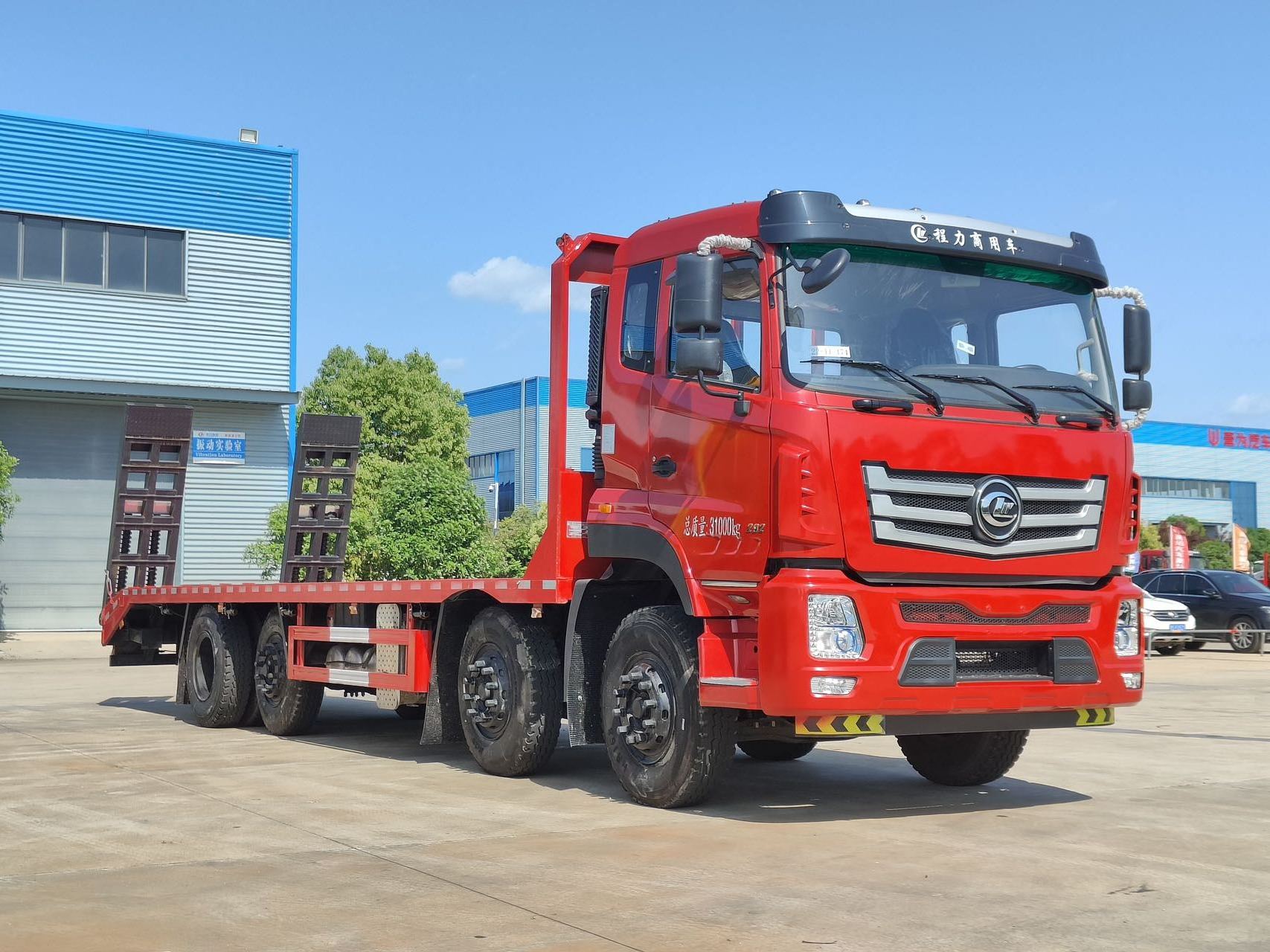 Customized truck mounted excavator tow truck 8x4 30-40ton Flatbed Transport trucks