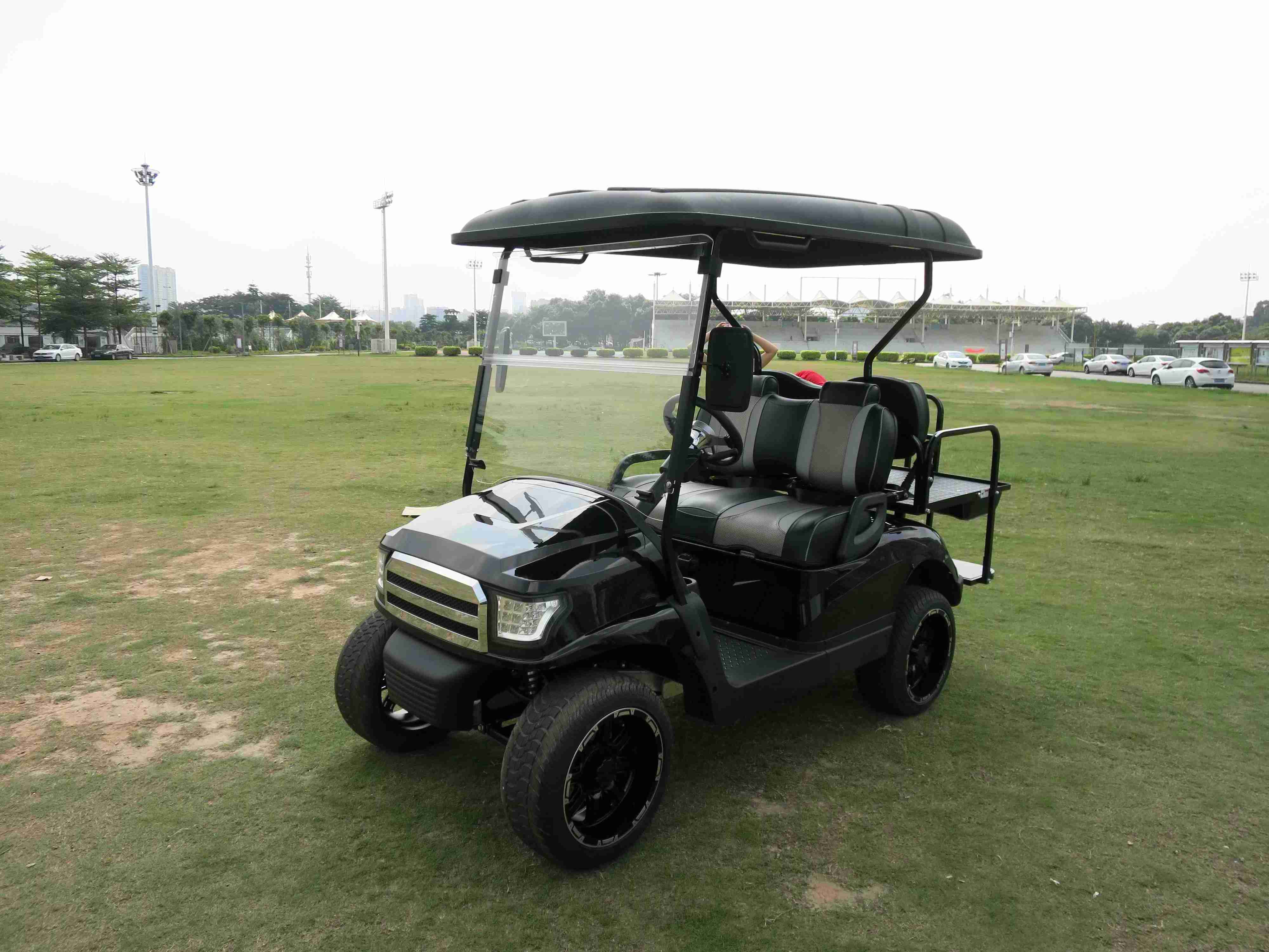 Golf Cart 4 Seater Risun G2 4Kw 5Kw Motor For Adults Sightseeing Tour