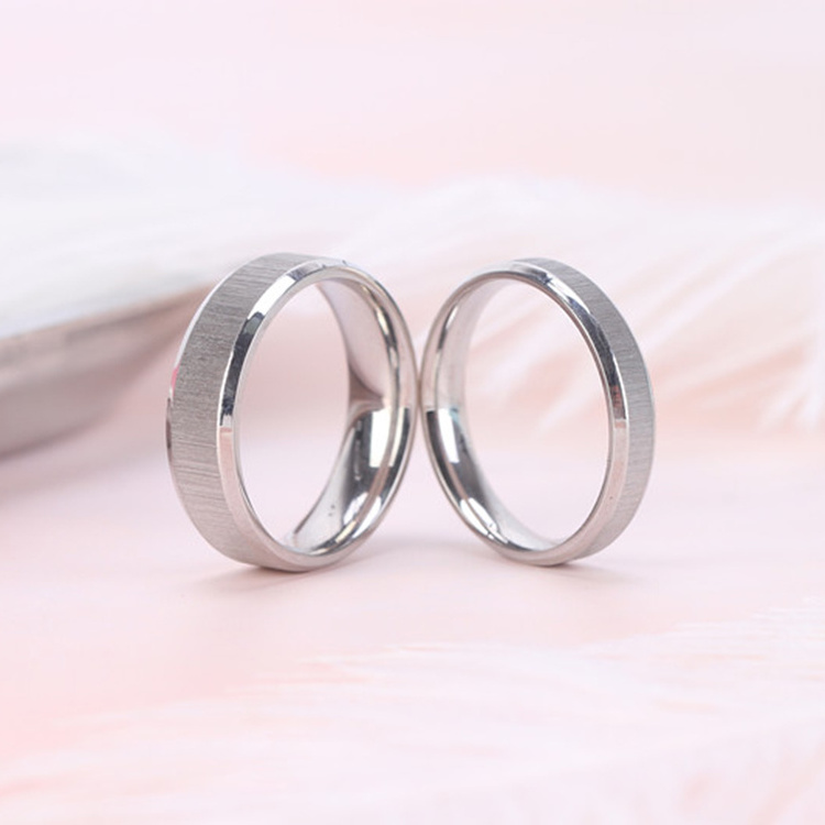 Wholesale Custom Fashion Jewelry Couple brushed Rings Stainless Steel Couple Ring